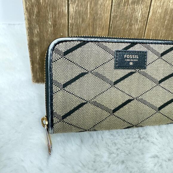Fossil Sydney Fab Zip‎ Clutch Wallet Grey Black GOOD / FAIR Condition - Picture 2 of 6